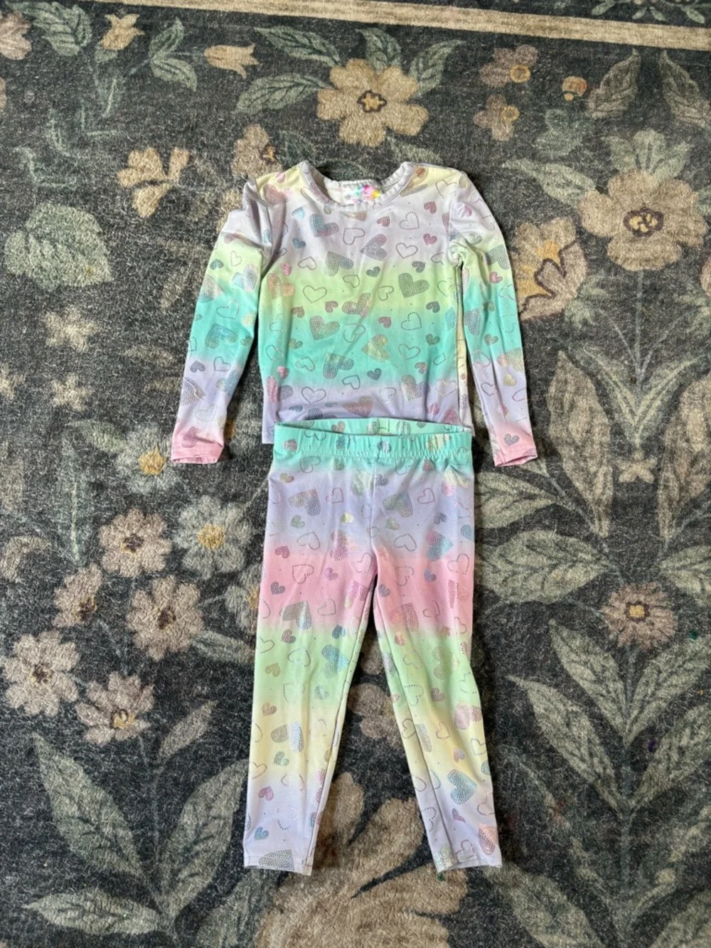 btween Pastel Rainbow Heart Two-Piece Set - Picture 1 of 3